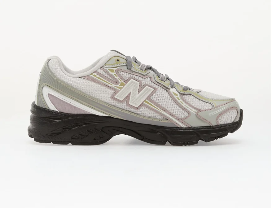 New Balance 740  Argent métallisé/ Nuage