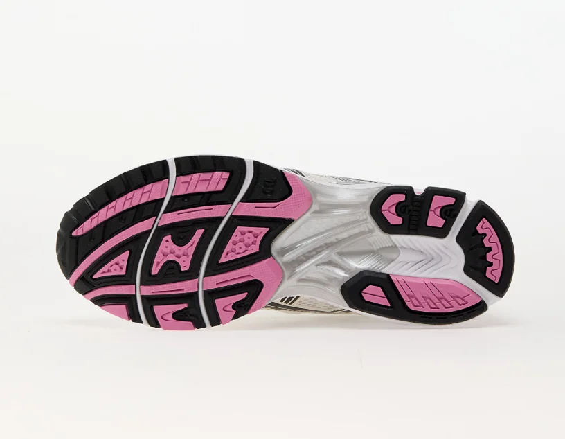 ASICS Gel-Kayano 14    Crème/ Rose tendre