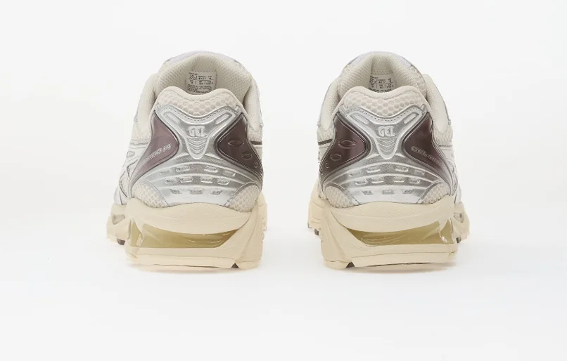 ASICS Gel-Kayano 14  Crème/poudre de cacao