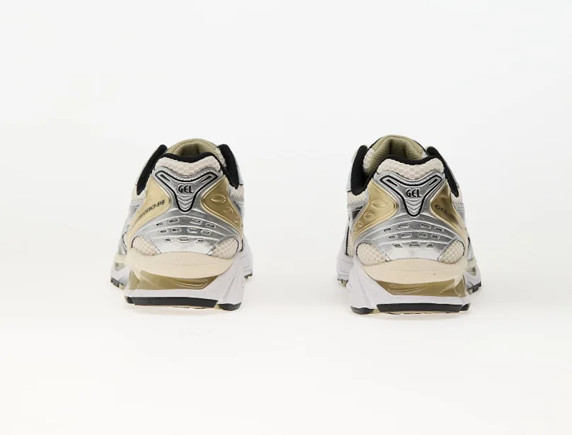 ASICS Gel-Kayano 14    Bouleau/Argent pur