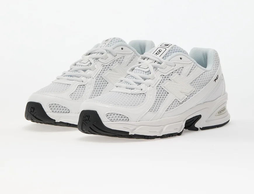 New Balance 740 Blanc