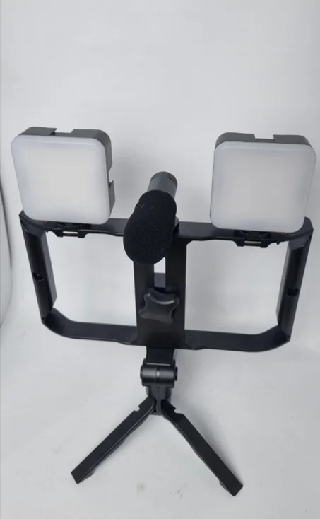 أدوات كاملة لصناعة المحتوى في علبة واحدة