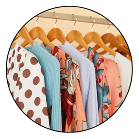 ملابس نسائية