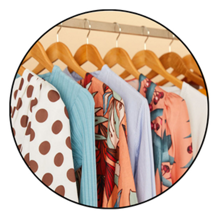 ملابس نسائية