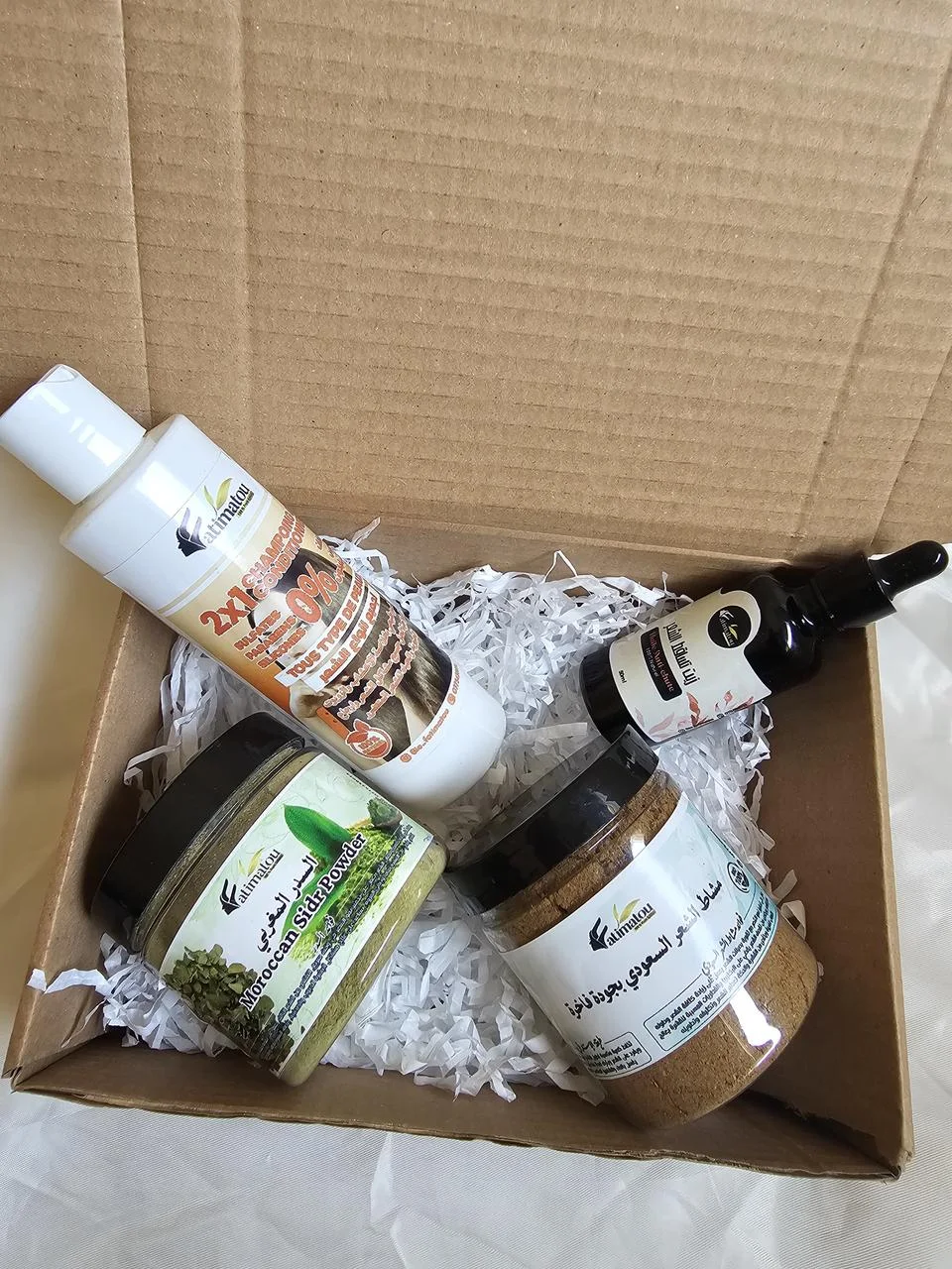 مجموعة للعناية بالشعر