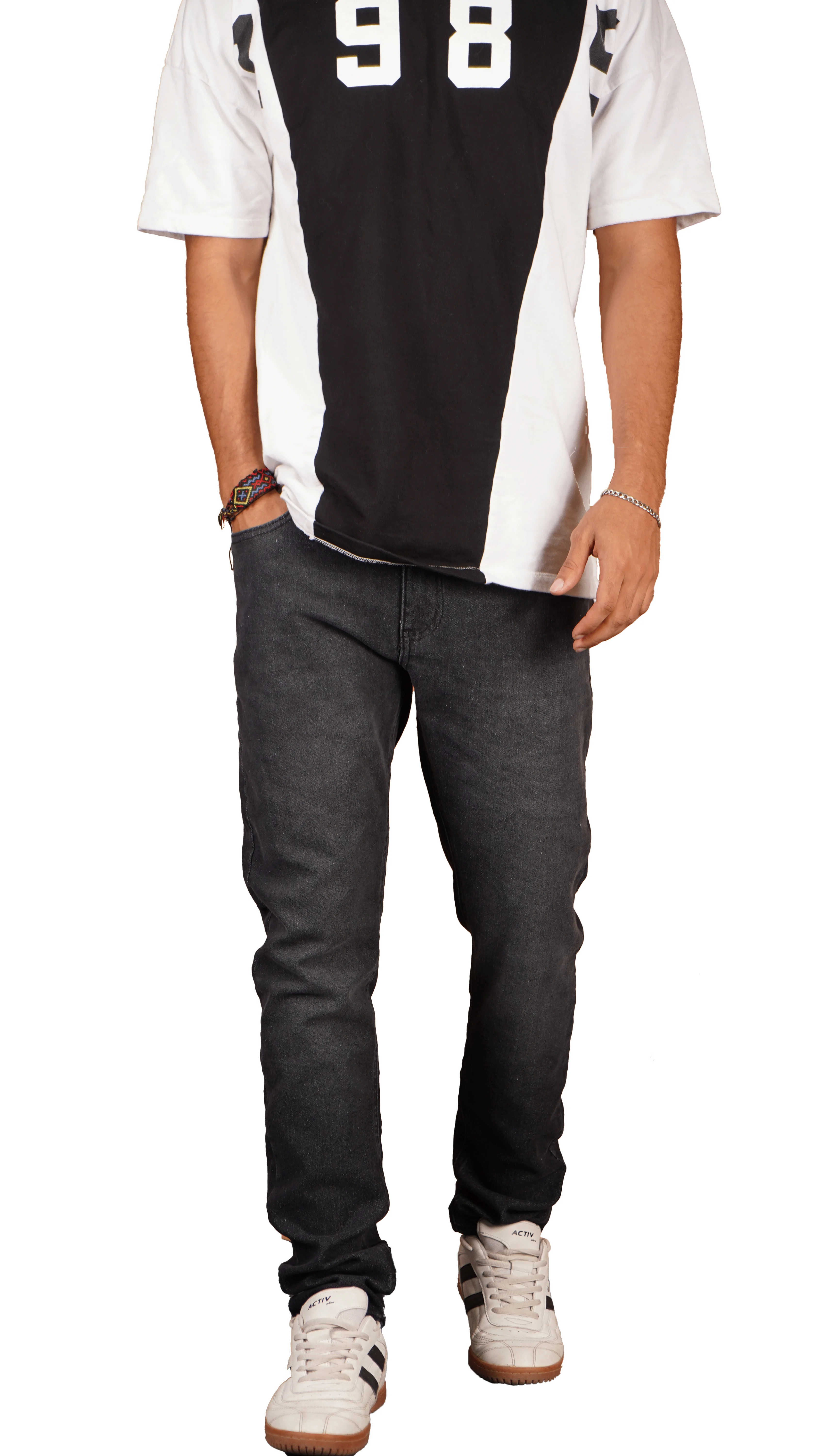 • "	عرض قطعتين بنطلون جينز ازرق   + بنطلون جينز اسود  "