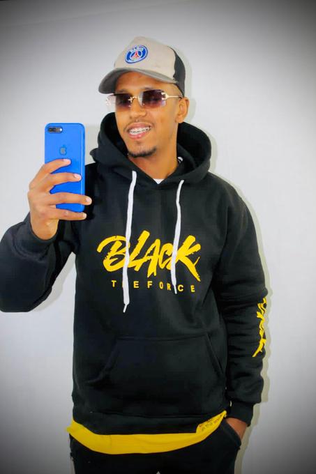 B=Sweat à Capuchon - Hoodie Noir BLACK THE FORCE MODEL 2023
