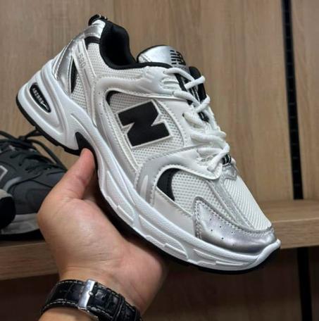 حذاء عصري NEW BALANCE 530