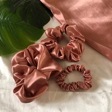 Chouchous en Satin pêche foncé