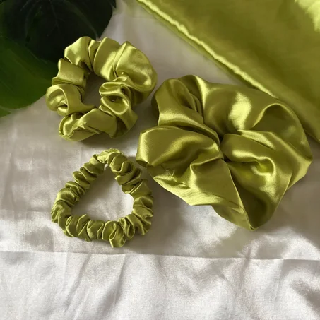 Chouchou en satin vert pistache