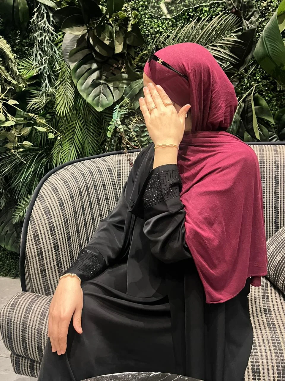 Oraya Abaya – chomokh