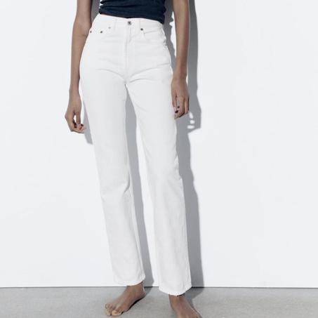 zara white jean