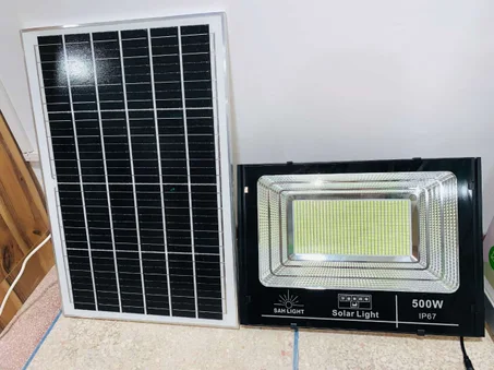 PROJECTEUR SOLAIRE SAH LIGHT 500W