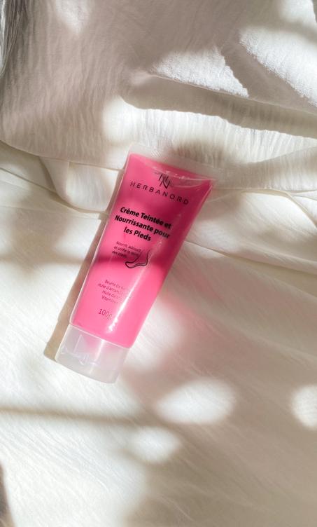 Crème teintée et nourrissante pour les pieds