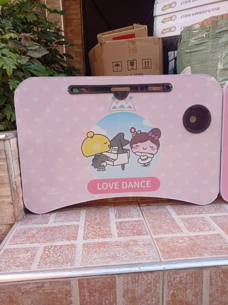 طاولة الرسم للاطفال