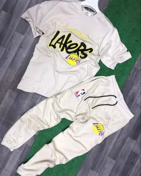 انصومبلLAKERS