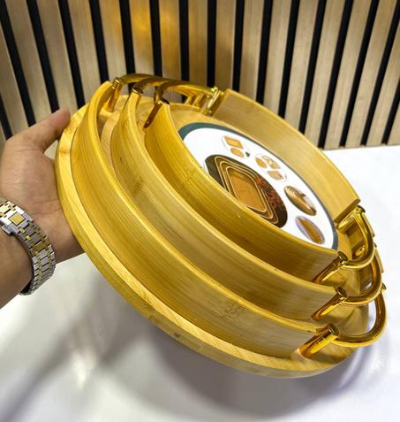 صينية تقديم دائرية فاخرة من الخشب الطبيعي بمقابض ذهبية أنيقة