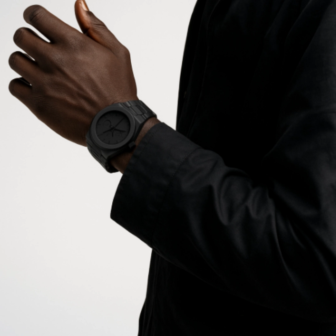 La Montre Ombre Précise