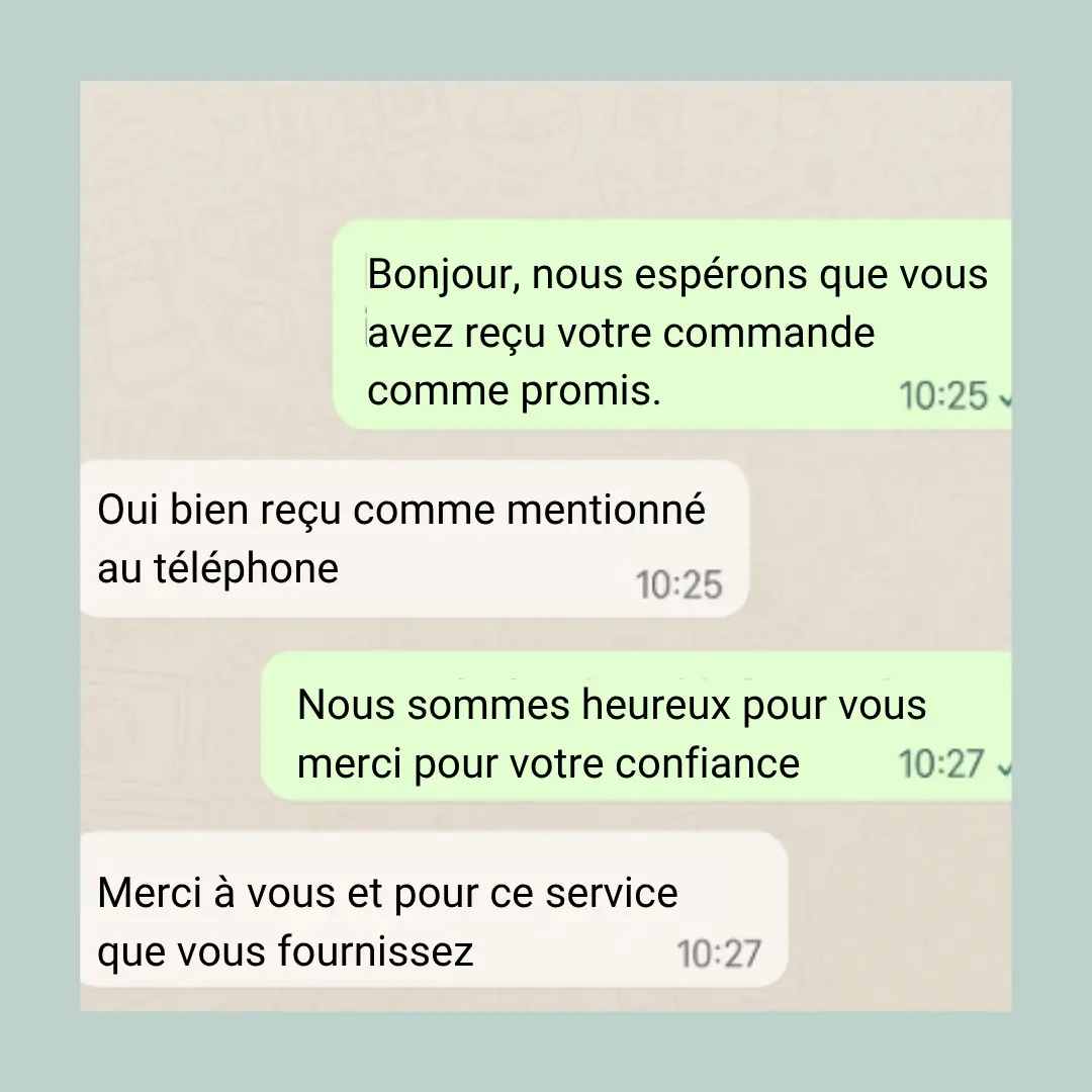 Chapeau avec ventilateur solaire intégré