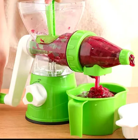 عصارة الفواكه اليدوية