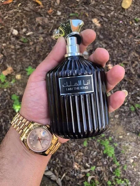 عطر أنا الملك