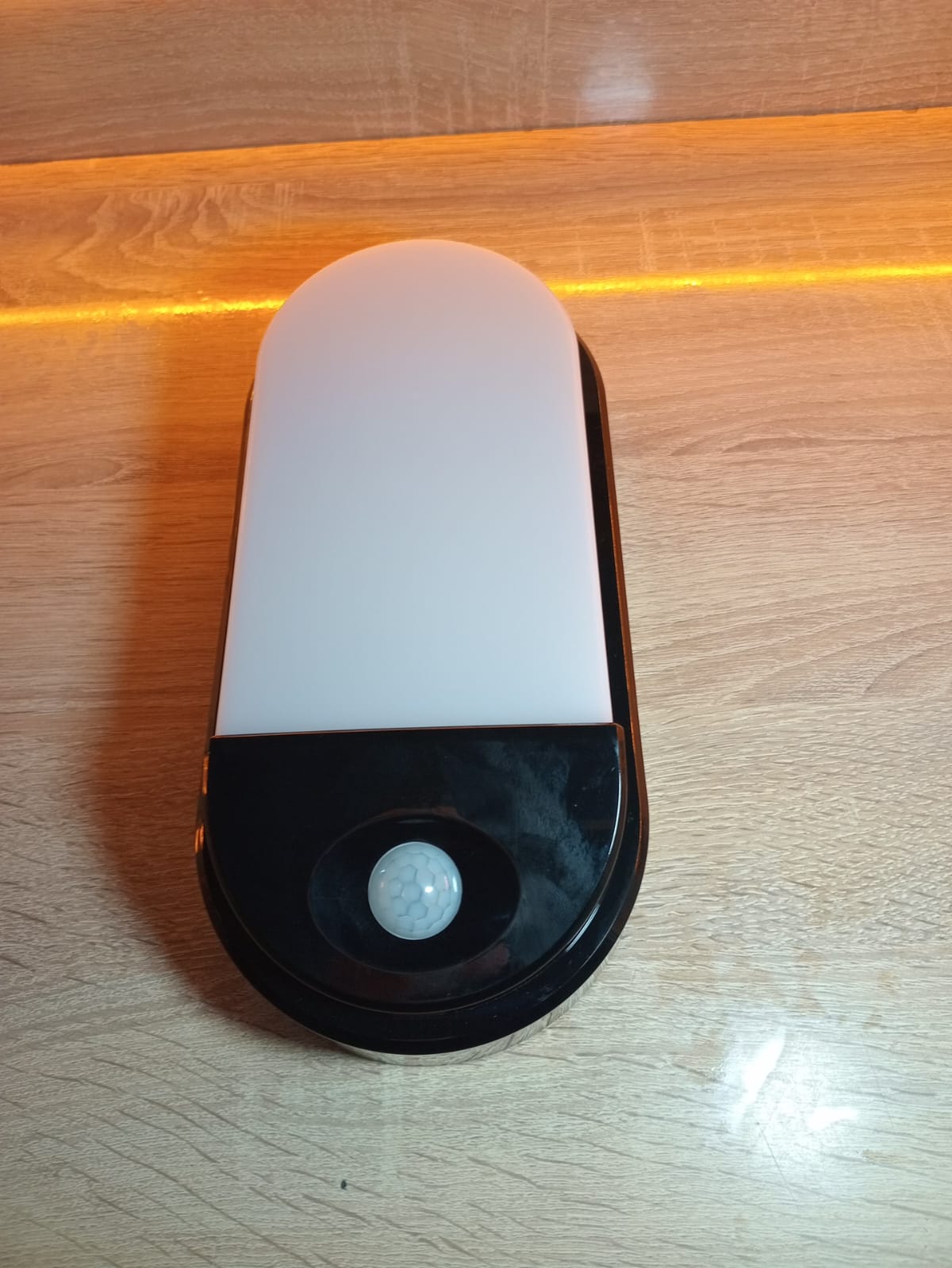 HUBLOT DEDCTEUR LED 25W LAZIO