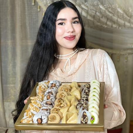 بلاتو متنوع من الحلوى المغربية