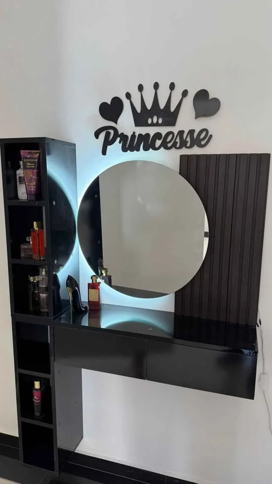 منضدات التجميل نسائية عصرية مُتعددة الوظائف و الألوان