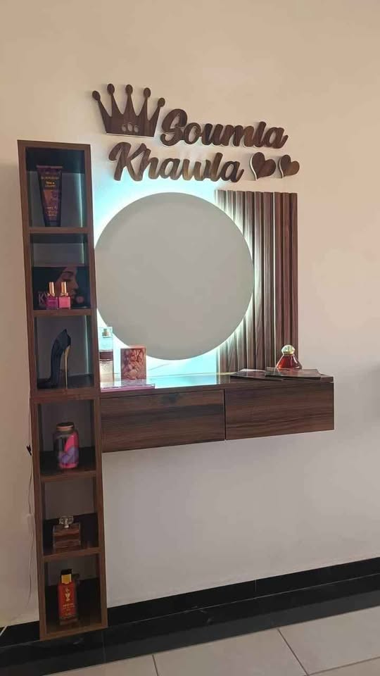 منضدات التجميل نسائية عصرية مُتعددة الوظائف و الألوان