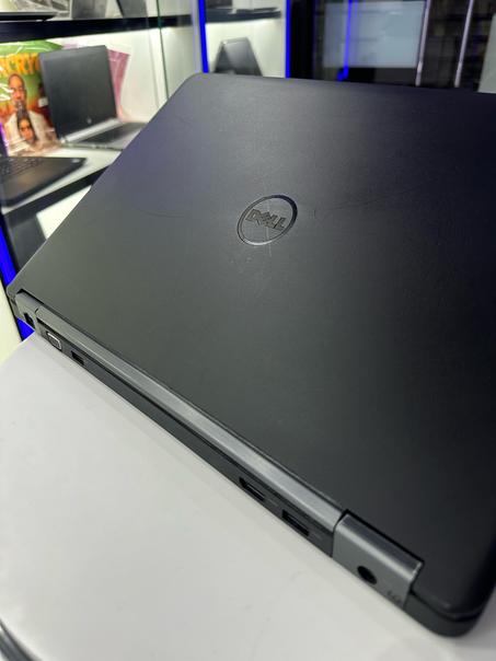 Dell E5450 i3 5ème 8GB 256SSD 14" 32300DA