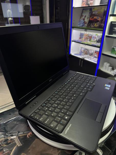 DELL LATITUDE E5540