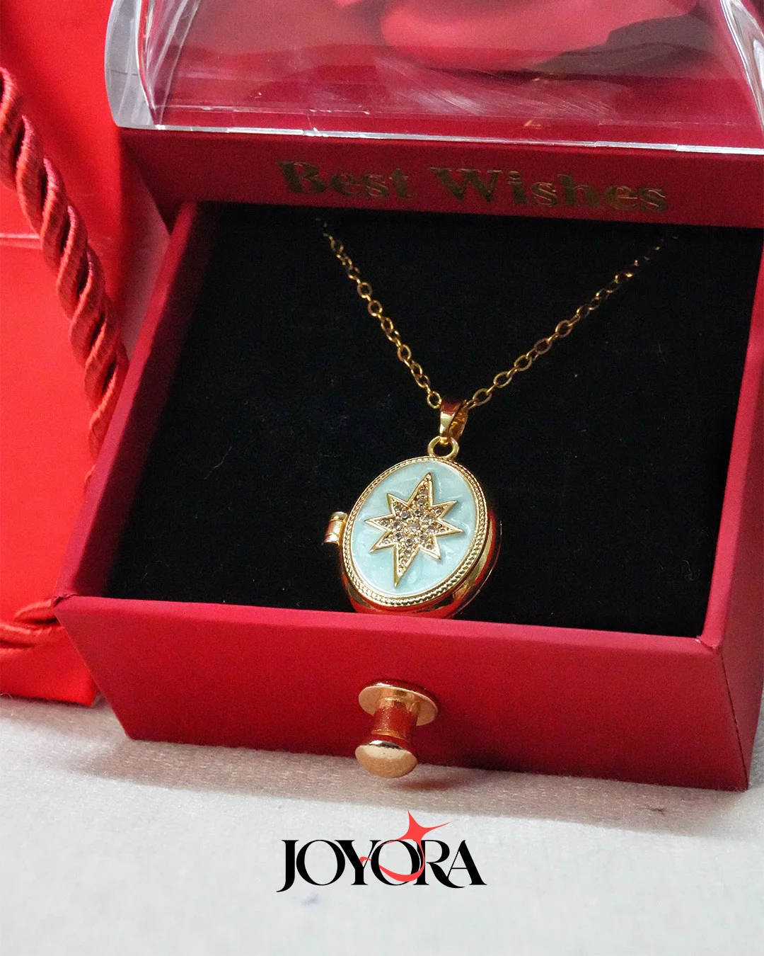 Eloria Necklace