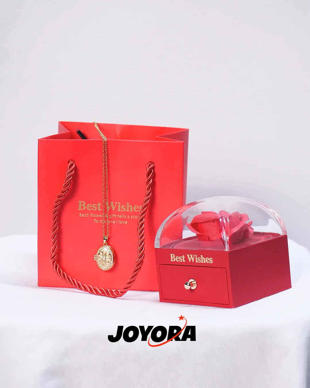 Memora Necklace