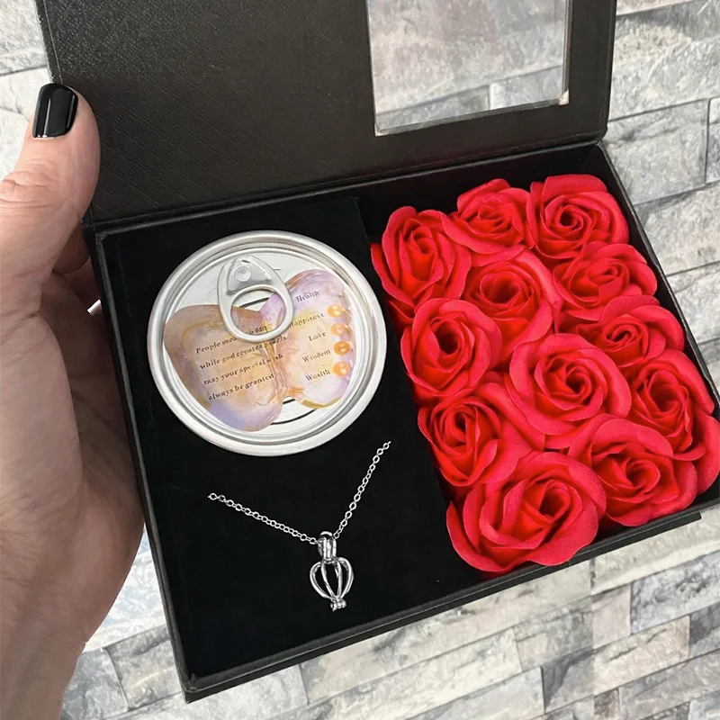 Pearl Necklace - The perfect gift for any occasion