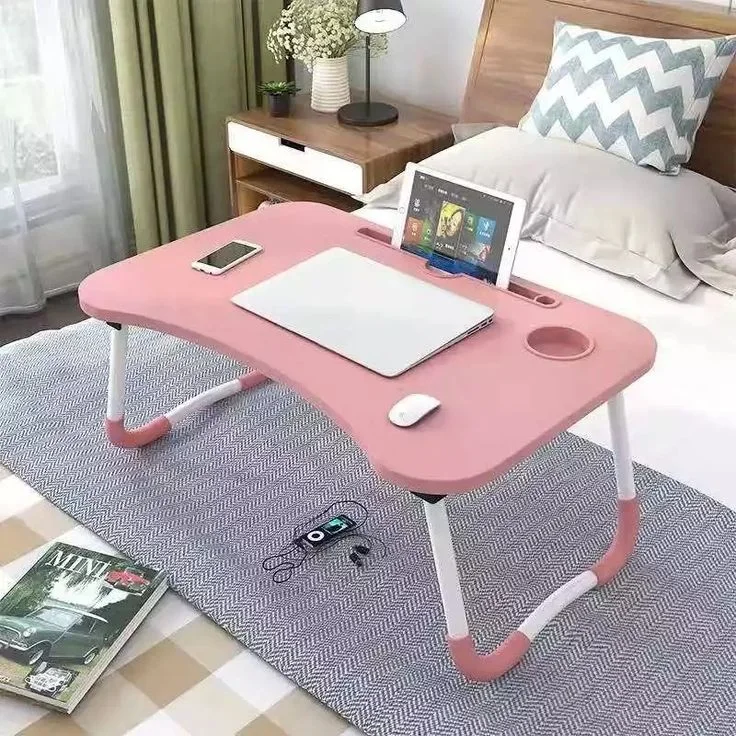 طاولة دراسة/ الحاسوب / اكل/ ،،،،🌸🌸💕💕