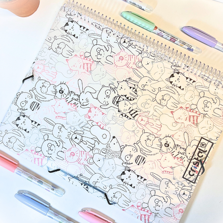 حافظة الاوراق على شكل دفتر قطط🐈😻 🌸💕💖