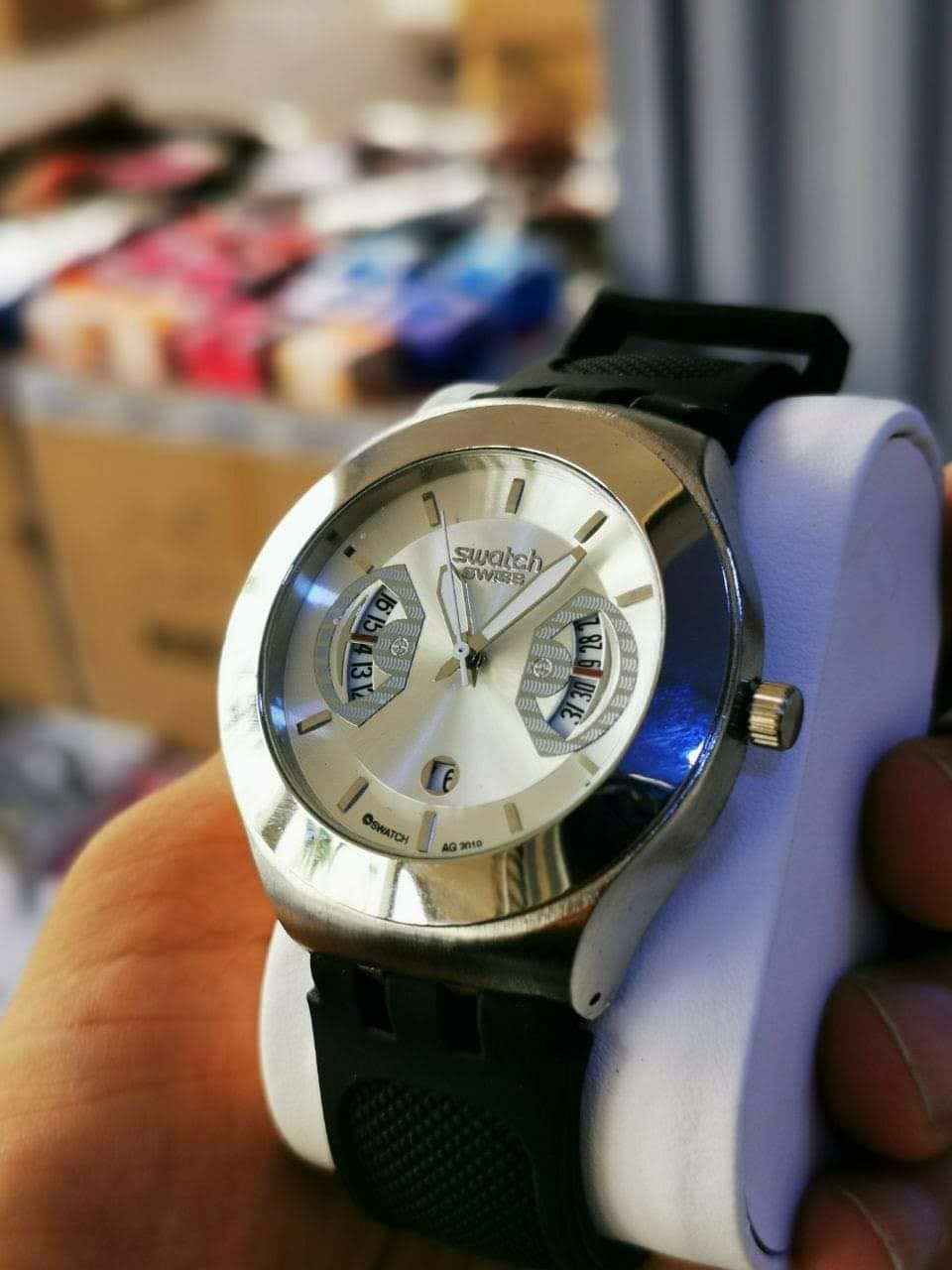 ساعات أنيقة للرجال