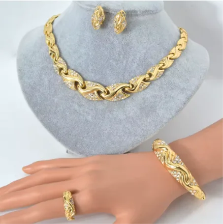 Dubai 18K Gold Plated Luxury 4pcs Jewelry Set