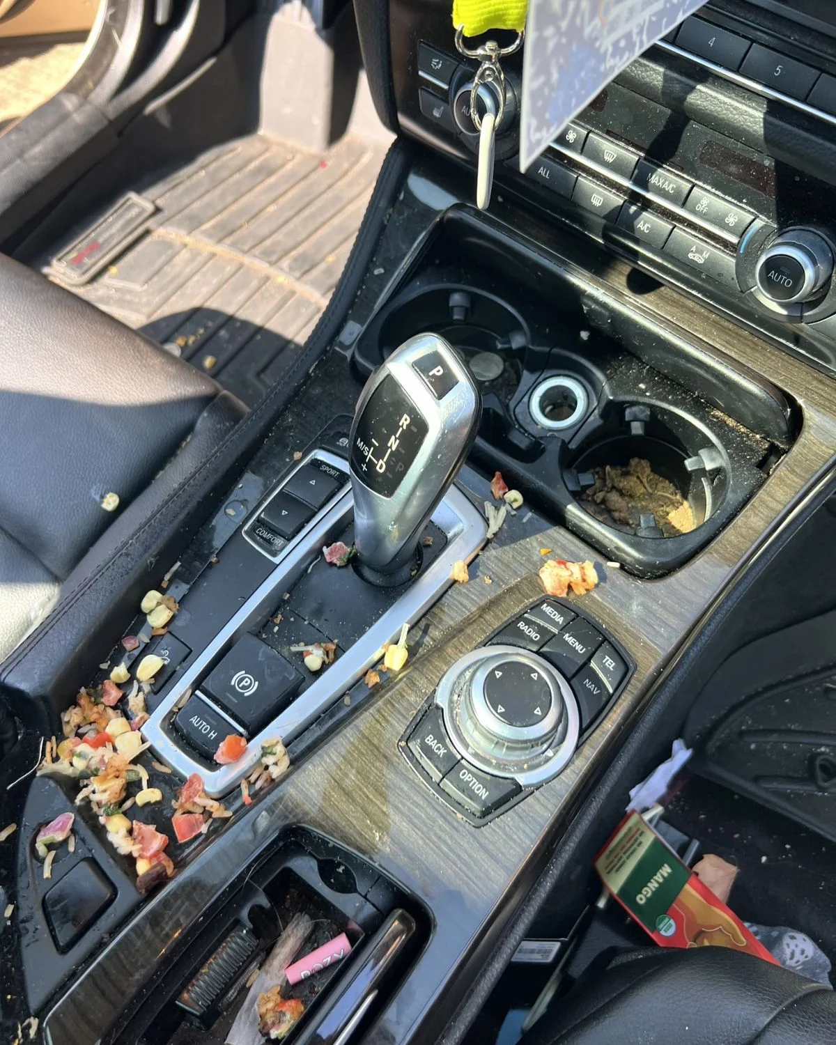 Mini vacuum