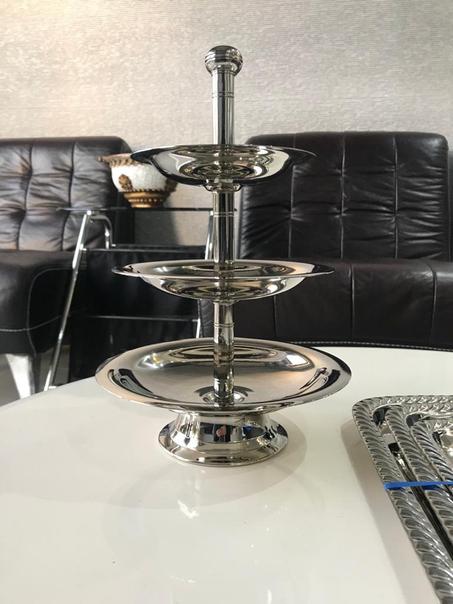 علاقة ديال فضة ممتازة لتقديم الحلويات او اعطائها كهديه