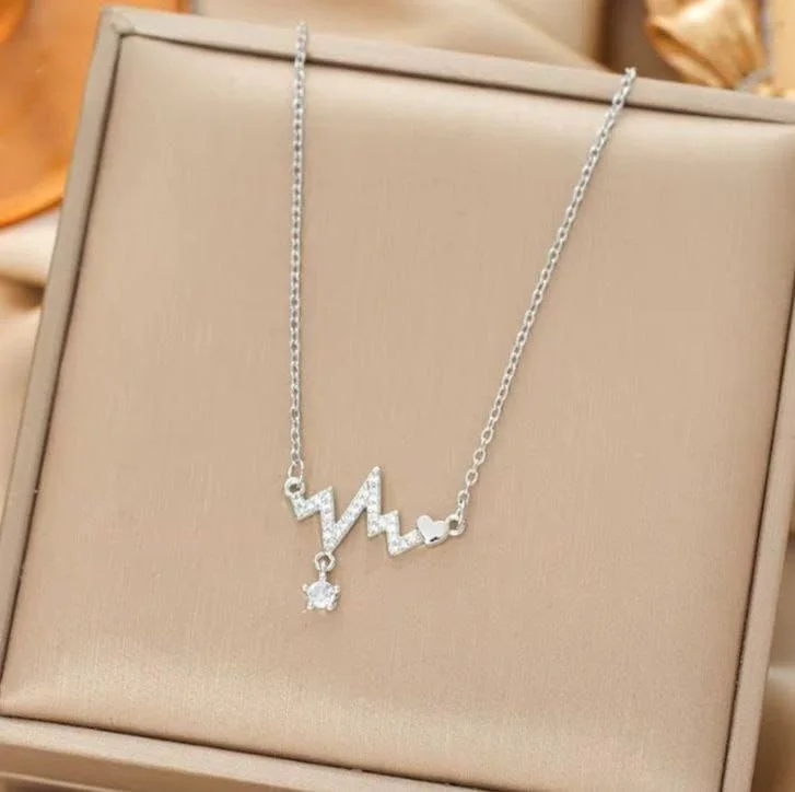 HEART BEAT NECKLACE