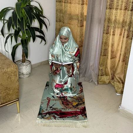 طقم صلاة نسائي فاخر