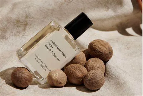 العطور  النسائية