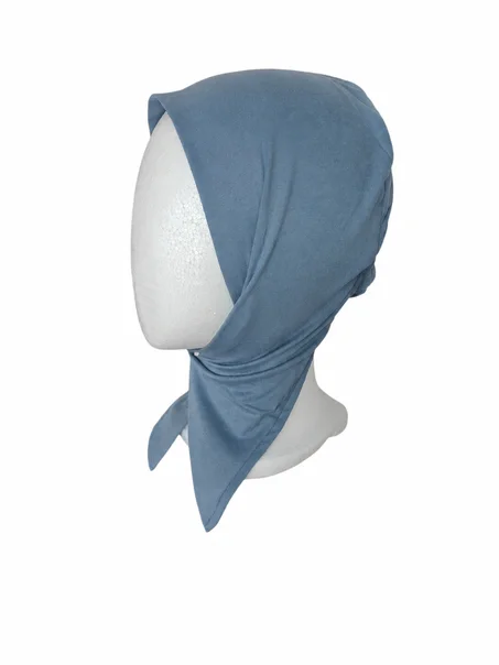 Bonnet bleu clair