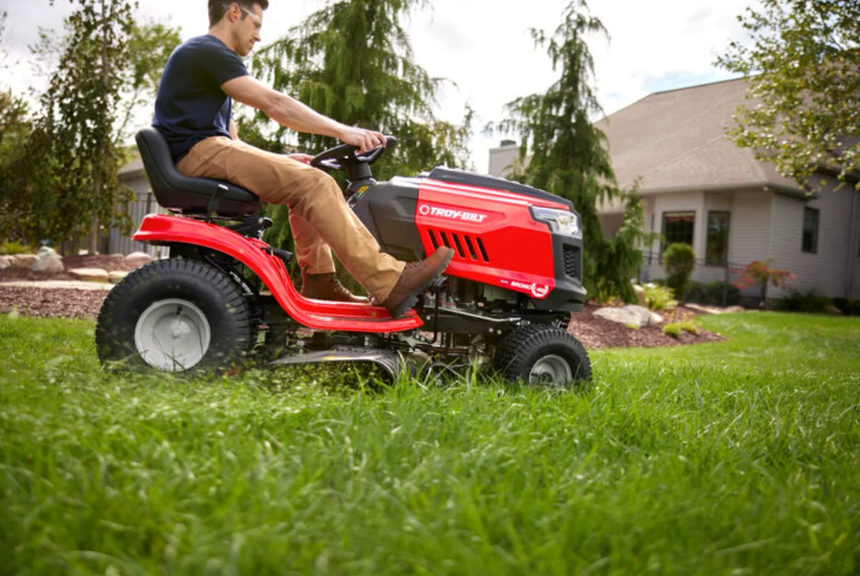 Troy-Bilt Bronco 46 Riding Lawn Mower | 547cc | 46