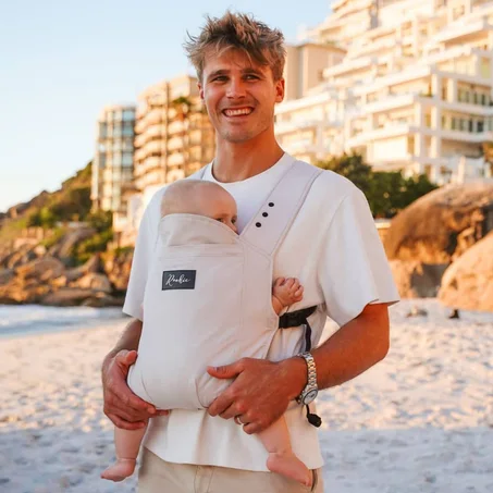 حاملة الأطفال المتطورة و المريحة بالتخفيض المنتظر ♥🌟