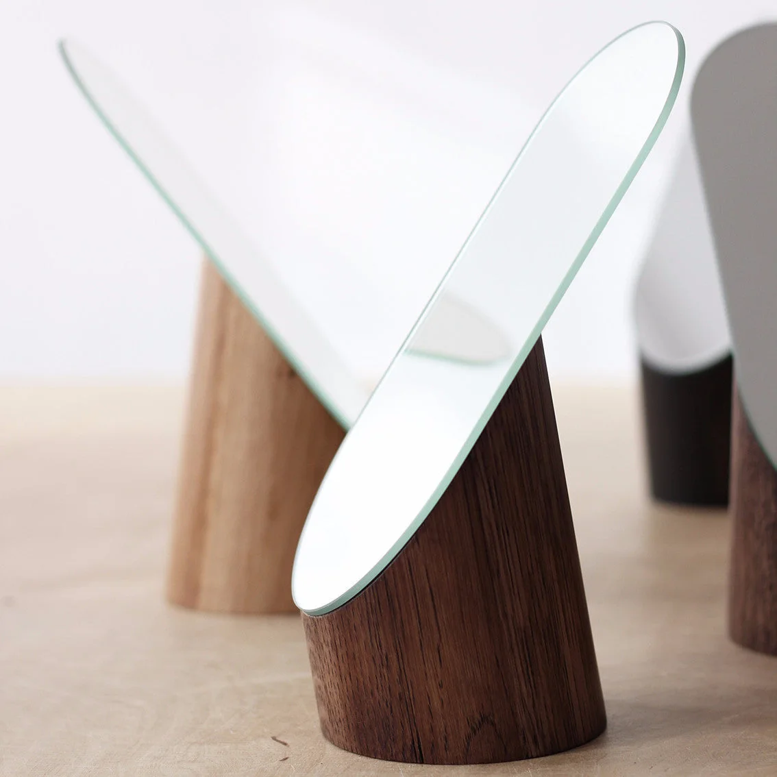 Bliki Standing Mirror