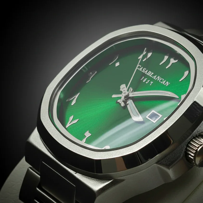 ساعة الكازابلانكا