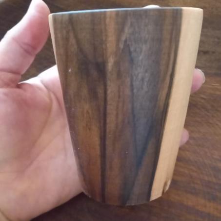كوب خشبي طبيعي فاخر