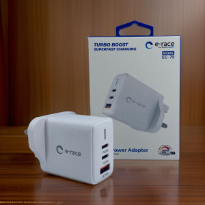 E-RACE 45W TRIPLE PORT POWER ADAPTER(EC-79)